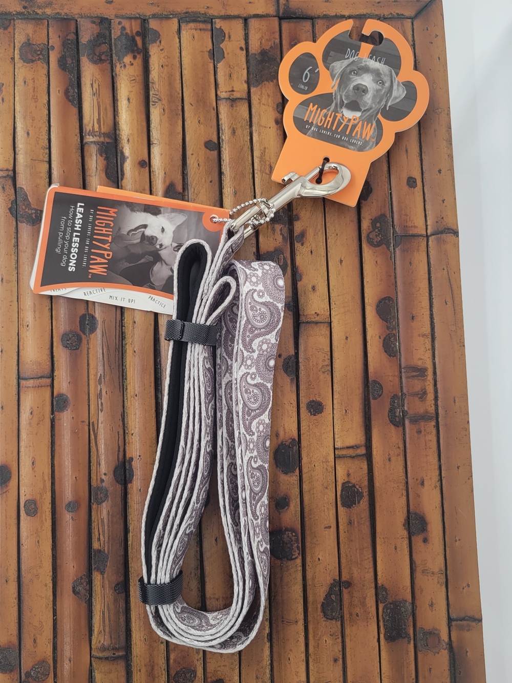 Gray Paisley Dog Leash - Comfortable, Durable Walk Lead